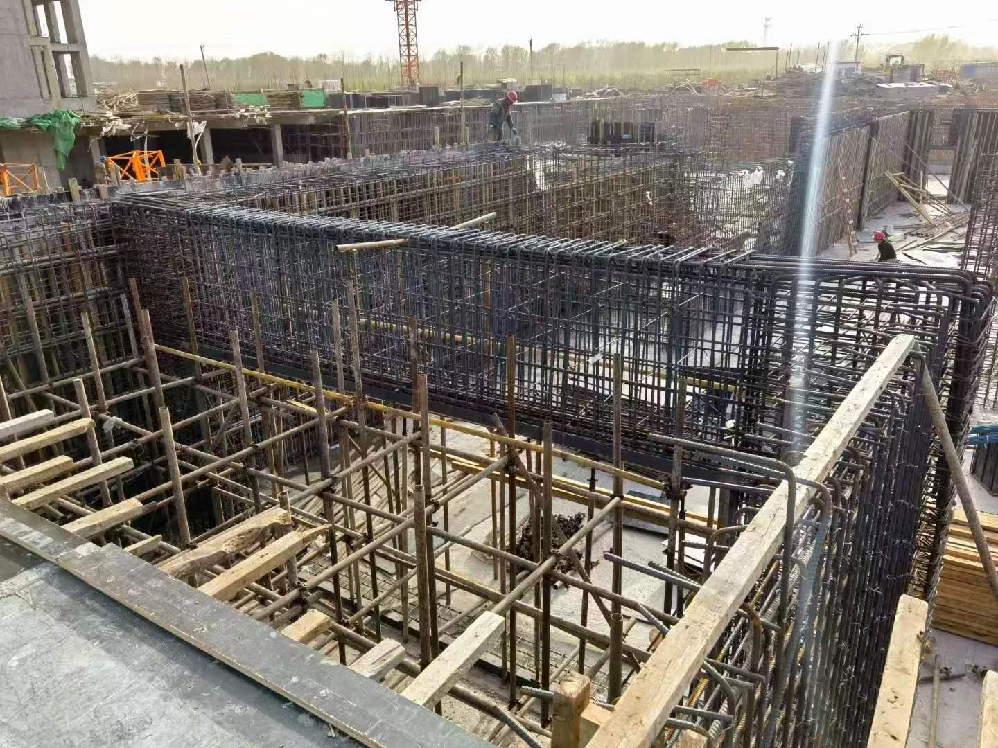 镇江建筑基础筏板施工时混凝土有哪些常见问题?
